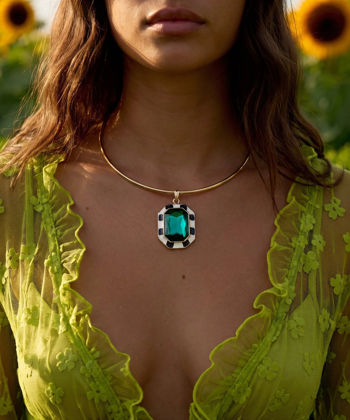 Gemma Forest Choker